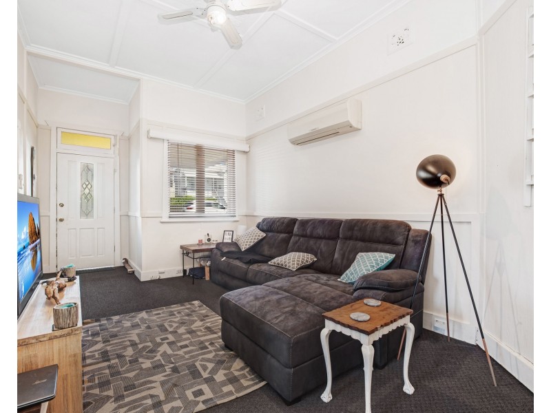 10 Park Road, Tighes Hill NSW 2297