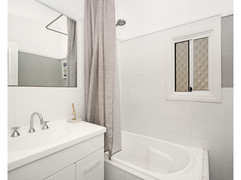 10 Park Road, Tighes Hill NSW 2297