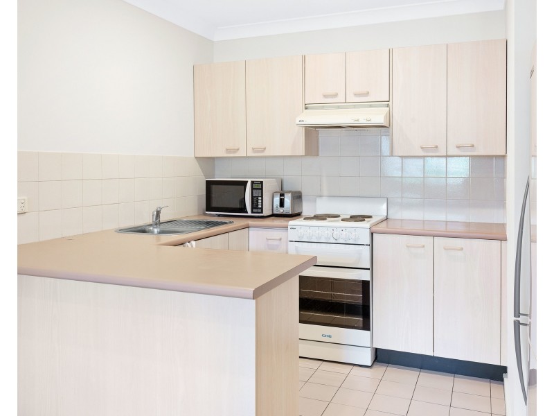 4/107 Denison Street, Hamilton NSW 2303