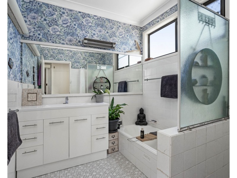 102 Macquarie Street, Merewether NSW 2291