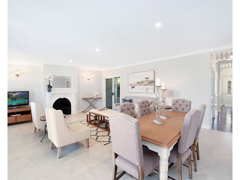 12 John Street, Tighes Hill NSW 2297