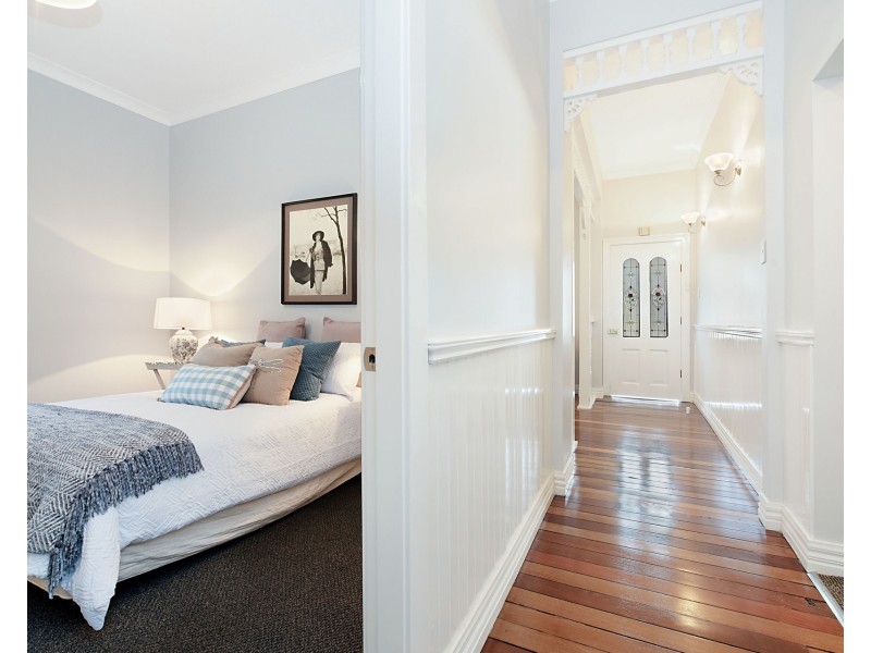 12 John Street, Tighes Hill NSW 2297