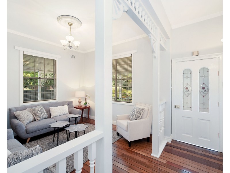 12 John Street, Tighes Hill NSW 2297