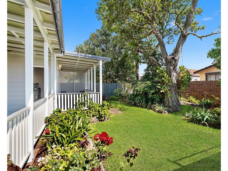 12 John Street, Tighes Hill NSW 2297
