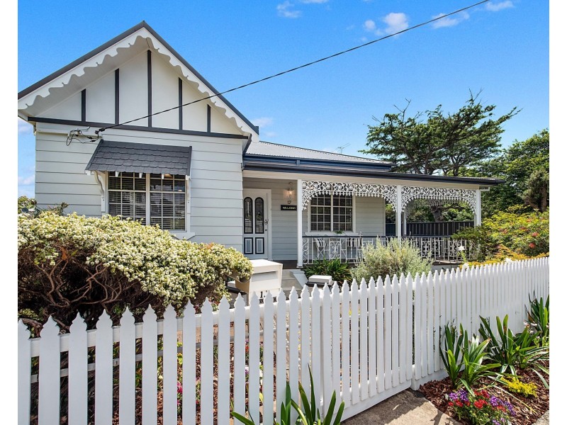 12 John Street, Tighes Hill NSW 2297