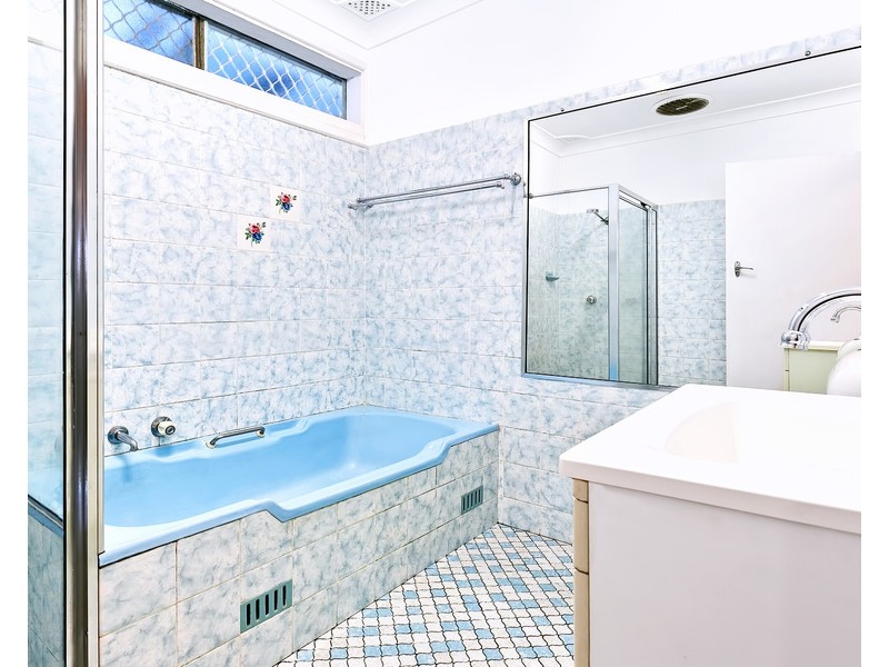 23 Clarence Street, Glendale NSW 2285