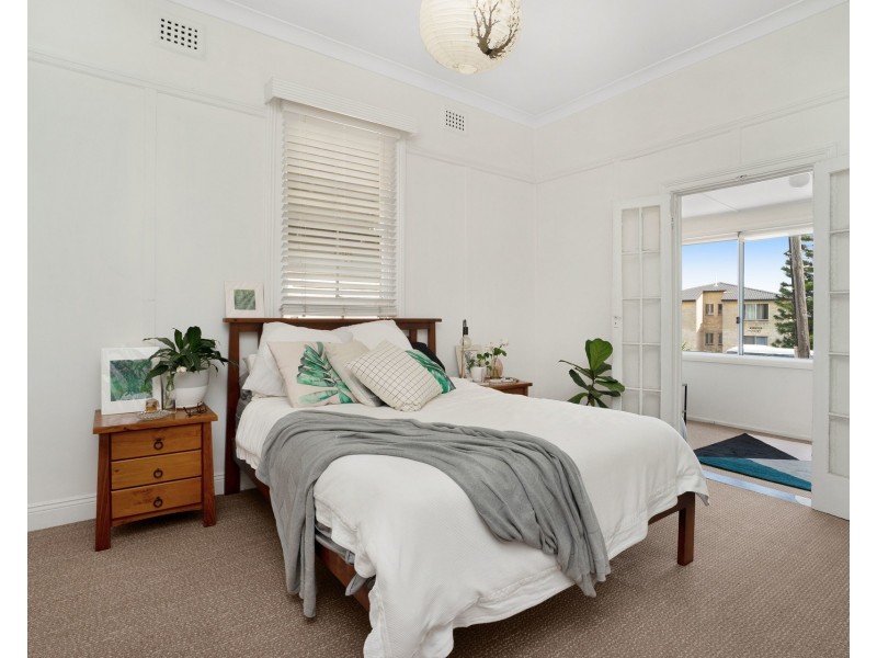 2 Rowlands Street, Merewether NSW 2291