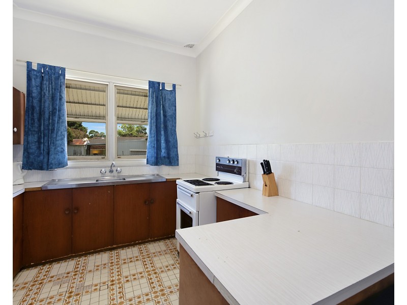 67 Medcalf Street, Warners Bay NSW 2282