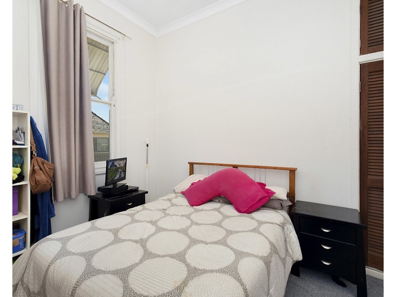 67 Medcalf Street, Warners Bay NSW 2282