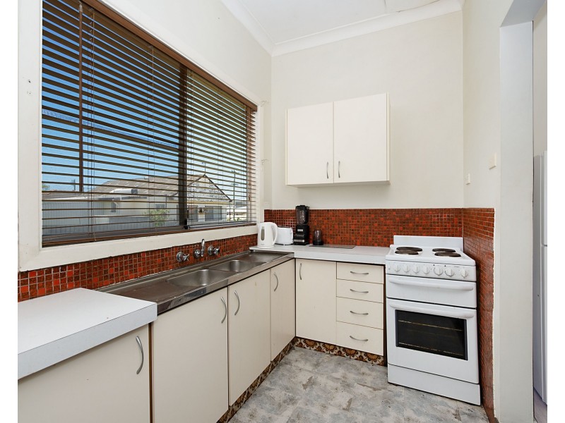 67 Medcalf Street, Warners Bay NSW 2282