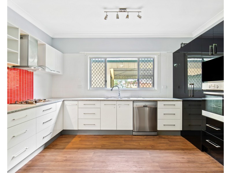 3 Leonard Avenue, Mayfield NSW 2304