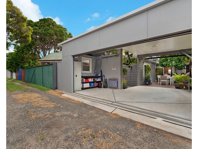 32 Lawson Street, Hamilton NSW 2303