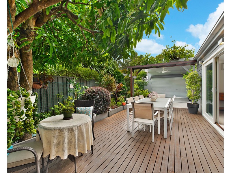 32 Lawson Street, Hamilton NSW 2303