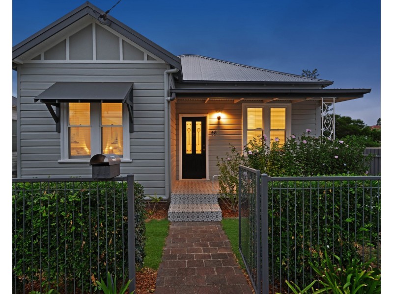 48 Roe Street, Mayfield NSW 2304