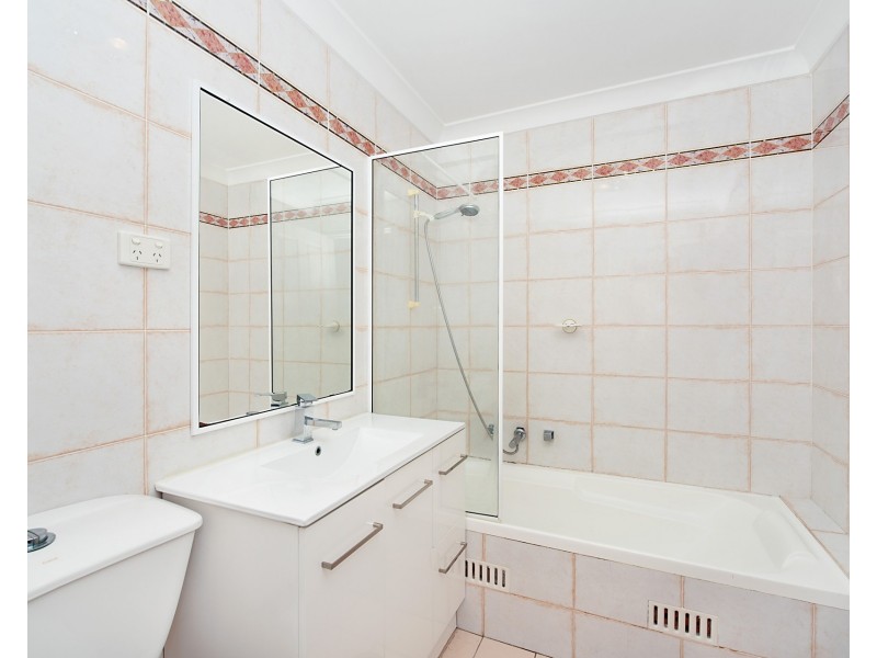 1/1 Shortland Esplanade, Newcastle East NSW 2300