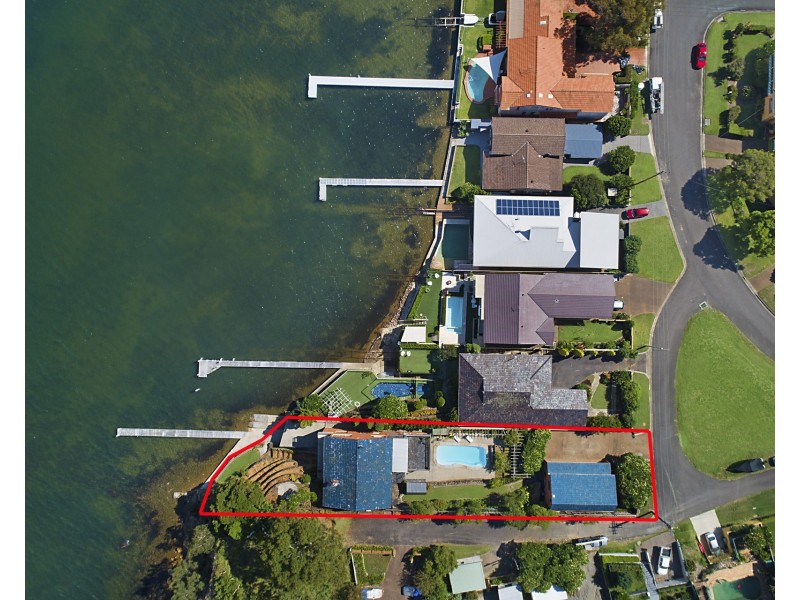 24 Eleebana Road, Eleebana NSW 2282