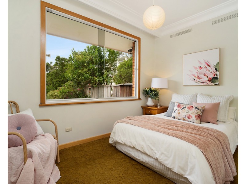 24 Eleebana Road, Eleebana NSW 2282