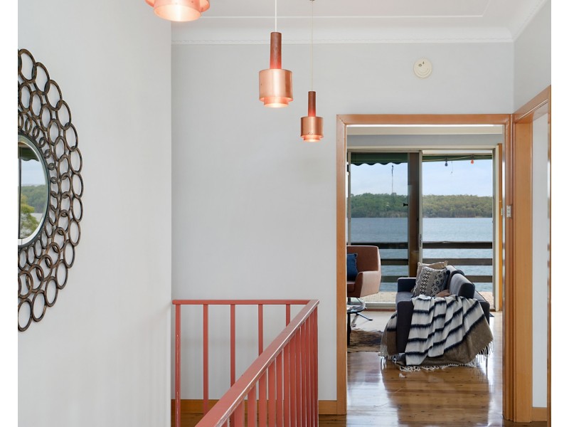 24 Eleebana Road, Eleebana NSW 2282