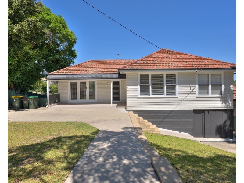 122 Northcott Drive, Adamstown Heights NSW 2289