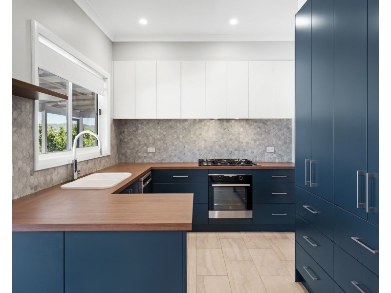 122 Northcott Drive, Adamstown Heights NSW 2289