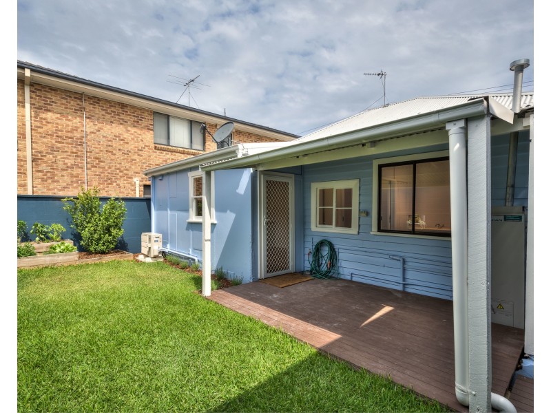 24 Hopkins Street, Merewether NSW 2291