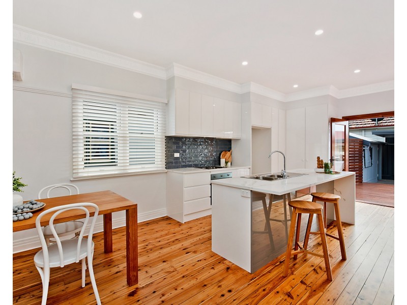 134 Denison Street, Hamilton NSW 2303