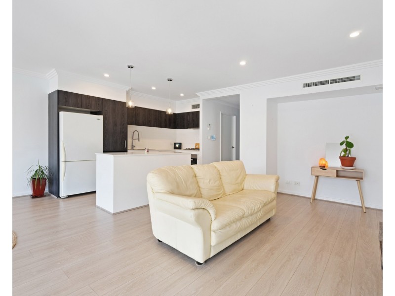 402 44 Watt Street Newcastle Nsw 2300 First National Newcastle