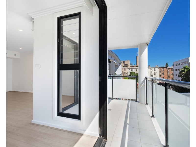 402/44 Watt Street, Newcastle NSW 2300