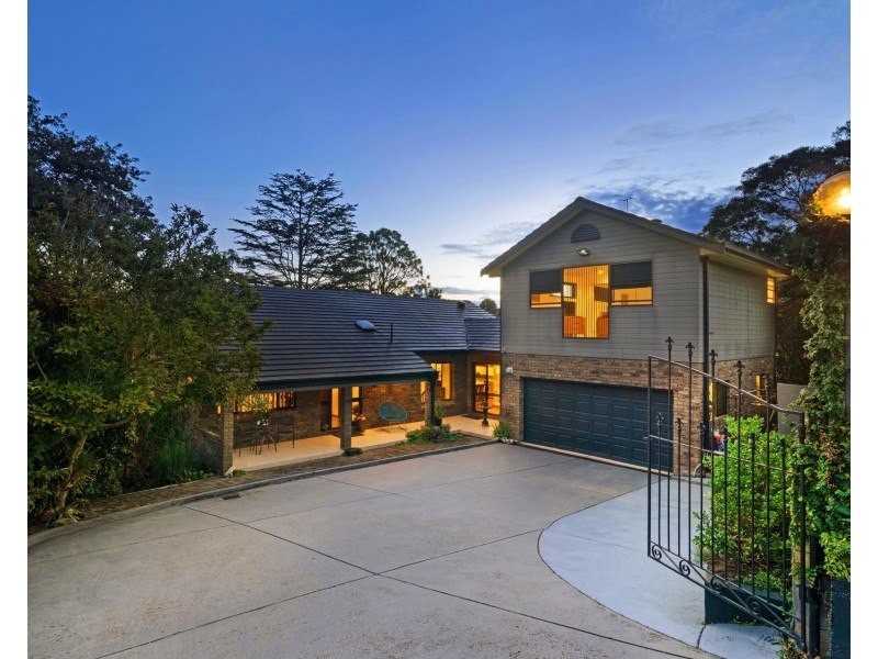 4 Banksia Close, Adamstown Heights NSW 2289