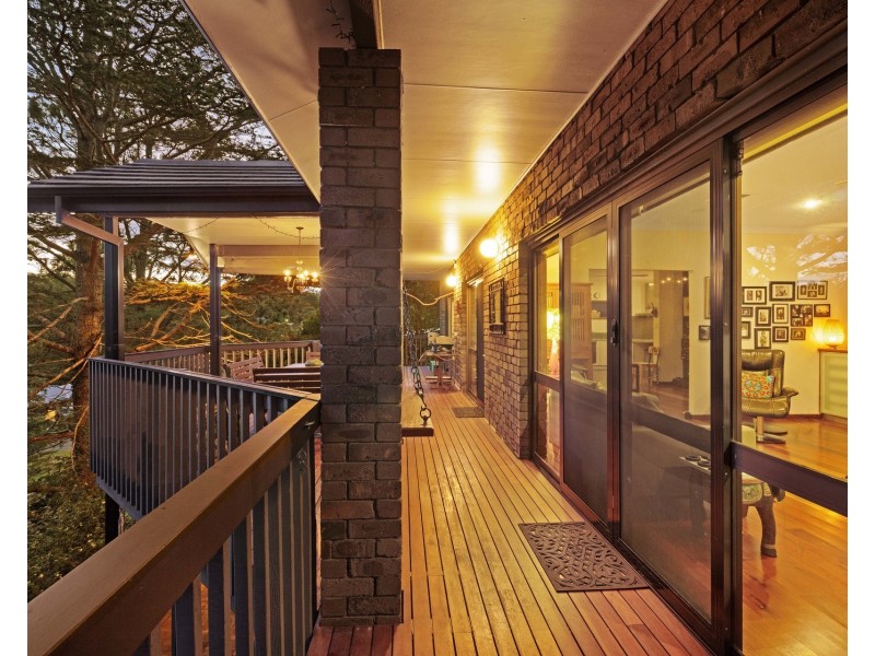 4 Banksia Close, Adamstown Heights NSW 2289