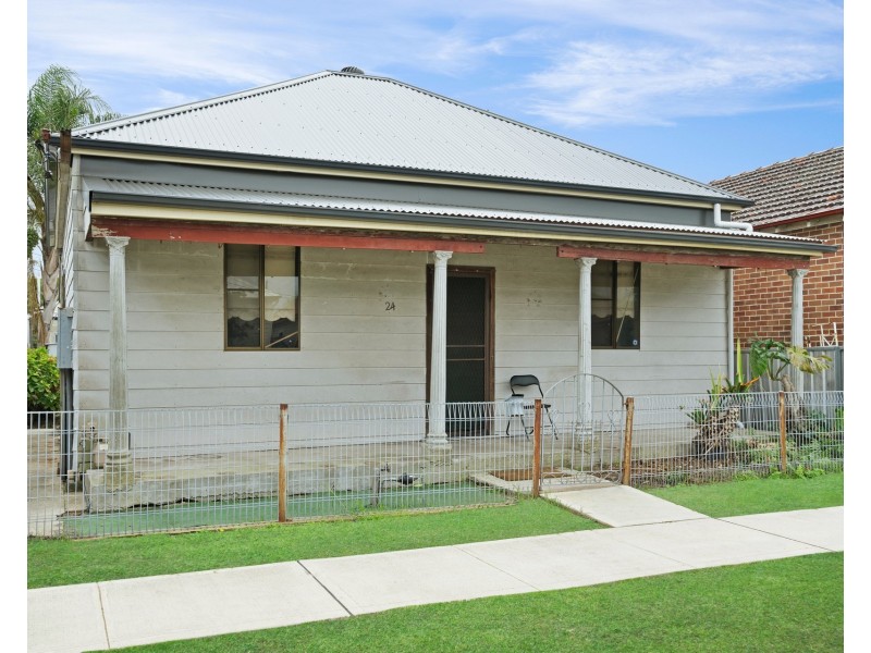 24 Bibby Street, Hamilton NSW 2303