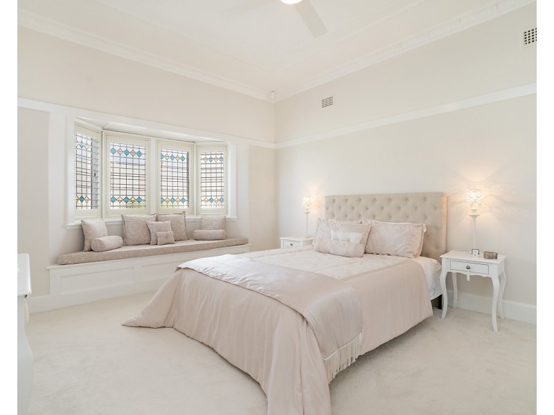 32 Glebe Road, The Junction NSW 2291