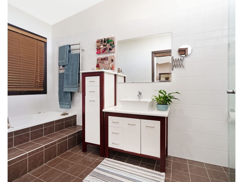 14 Turrug Street, Whitebridge NSW 2290