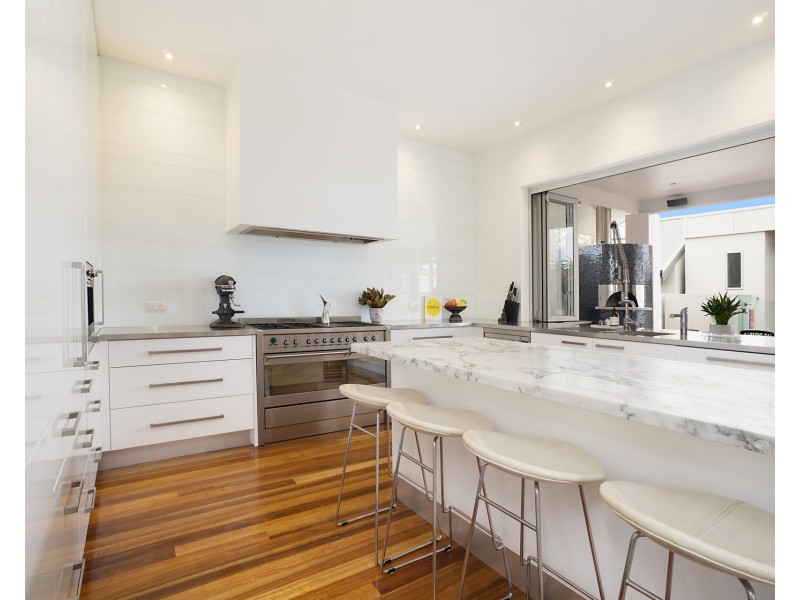 52 Bar Beach Avenue, Bar Beach NSW 2300