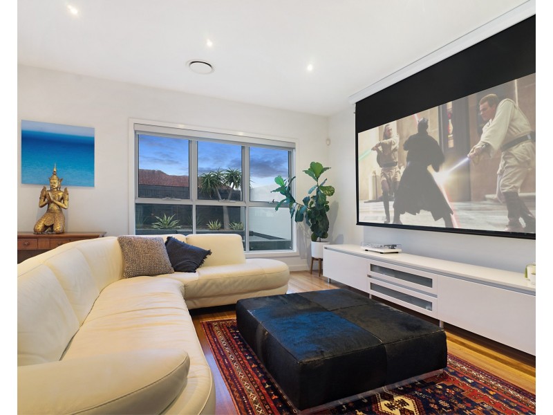 52 Bar Beach Avenue, Bar Beach NSW 2300