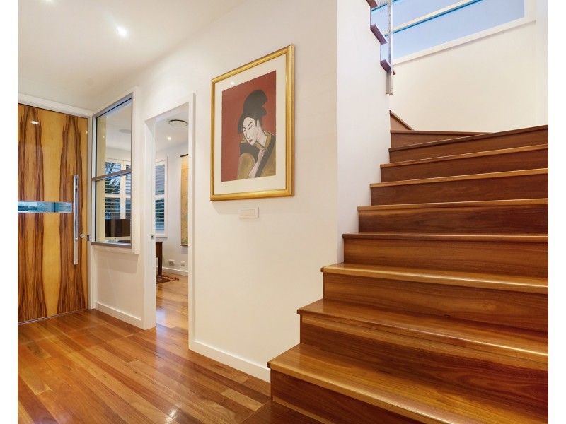 52 Bar Beach Avenue, Bar Beach NSW 2300