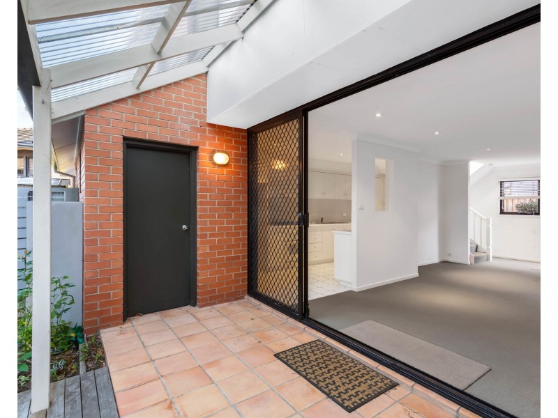 2/5 Kemp Street, The Junction NSW 2291