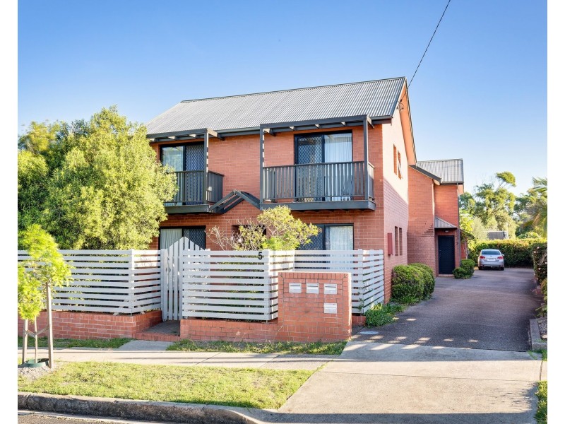 2/5 Kemp Street, The Junction NSW 2291