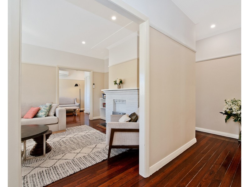 21 Thornton Avenue, Mayfield West NSW 2304