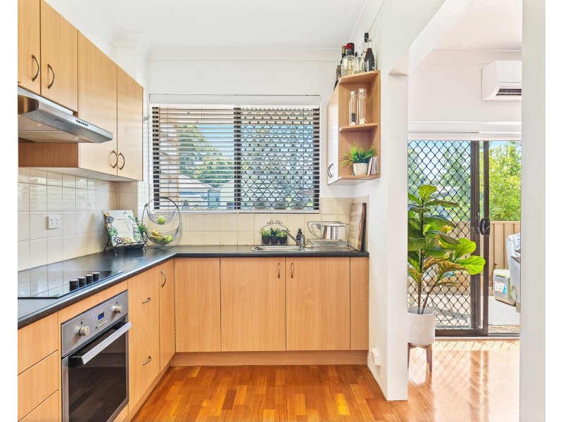 2/52 Wilton Street, Merewether NSW 2291