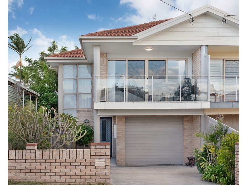 13 Nott Street, Merewether NSW 2291