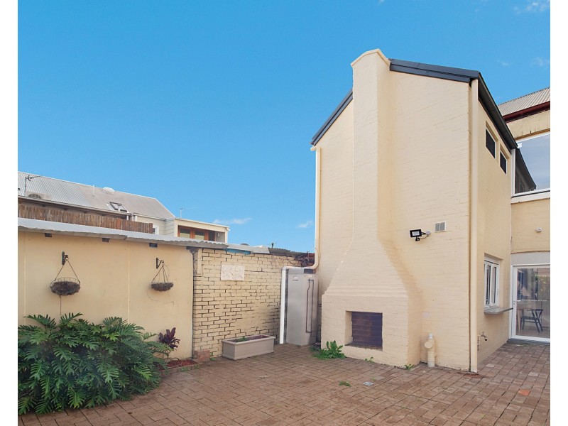 23 Council Street, Cooks Hill NSW 2300