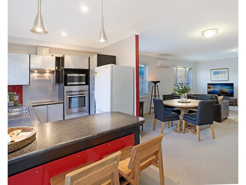 1/168 Kemp Street, Hamilton South NSW 2303