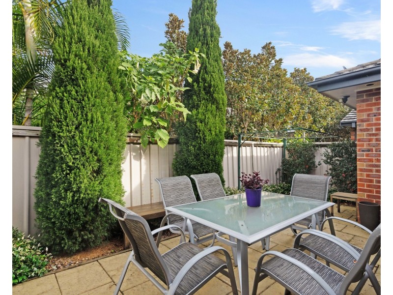 2/17 Newcastle Street, Hamilton North NSW 2292