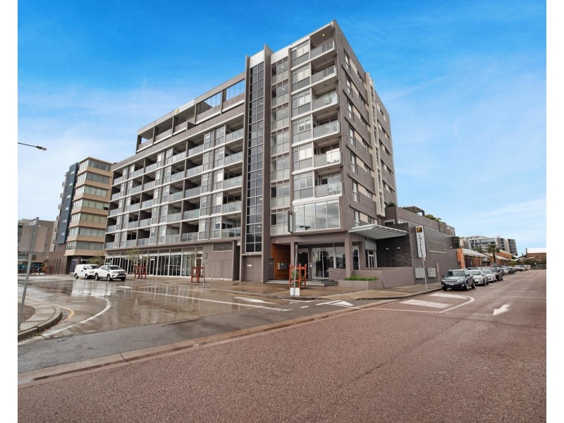 505/14 Honeysuckle Drive, Newcastle NSW 2300