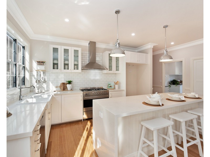 10 John Street, Tighes Hill NSW 2297