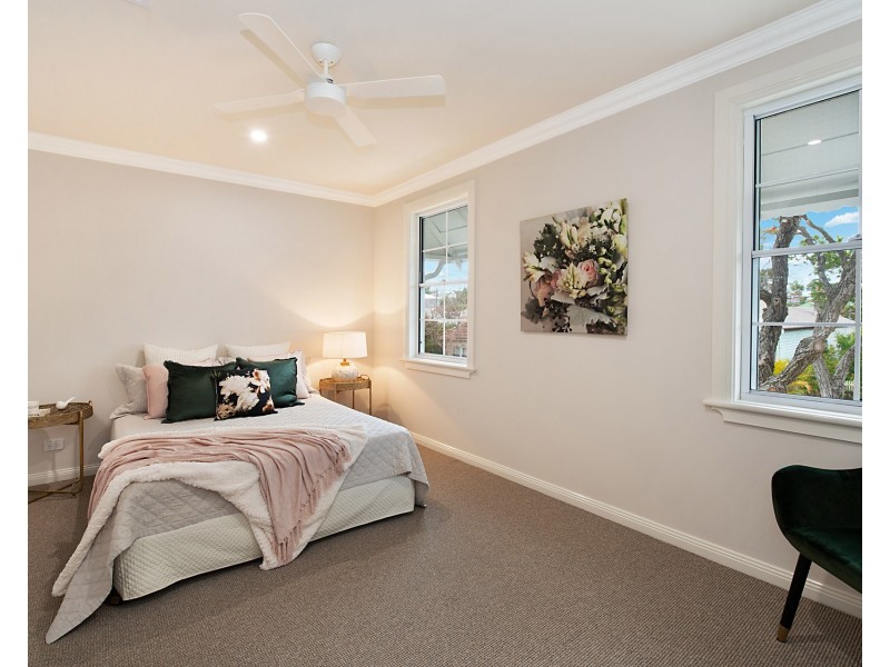 10 John Street, Tighes Hill NSW 2297