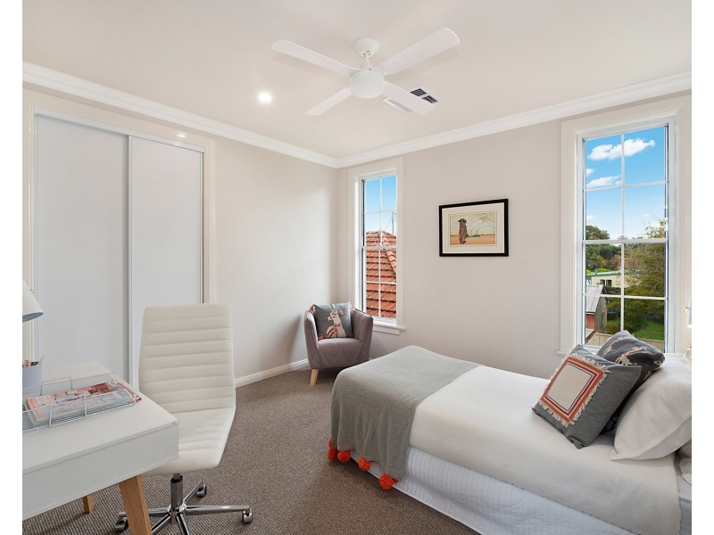 10 John Street, Tighes Hill NSW 2297