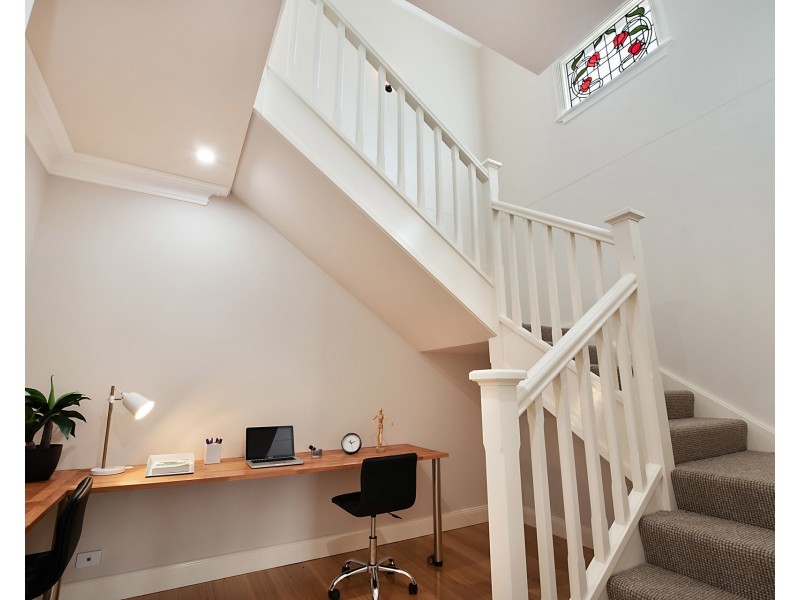 10 John Street, Tighes Hill NSW 2297