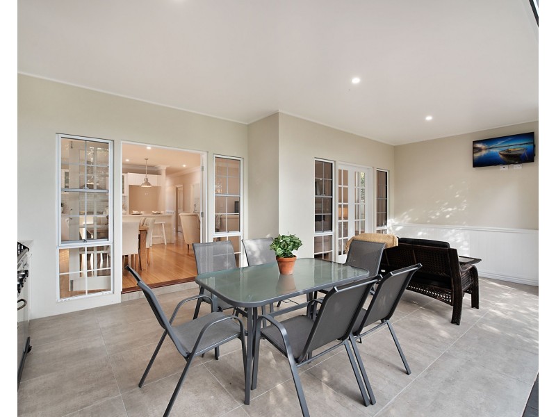 10 John Street, Tighes Hill NSW 2297